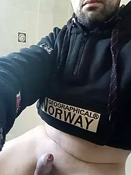 Snapshot of pisellinodurissimo chatting on 02.04.25 pisellinodurissimo online show from 02.04.25