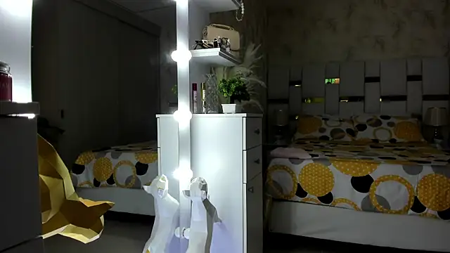 cherryfox88 online show from 09.14.25