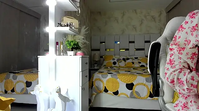 cherryfox88 online show from 09.16.25