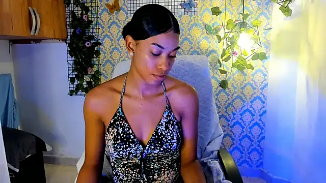 sasha fox00 online show from 12.02.24