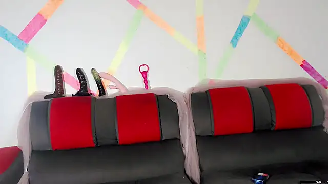 Snapshot of TatiGil chatting on 01.12.25 TatiGil online show from 01.12.25