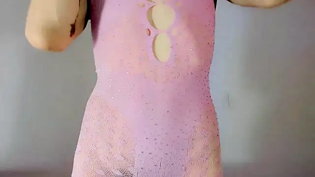 Snapshot of TatiGil chatting on 10.01.25 TatiGil online show from 10.01.25