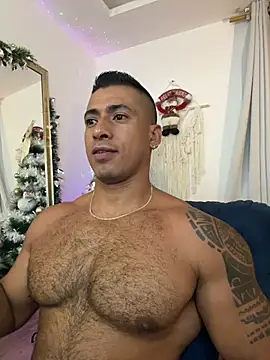 aaroncolombia online show from 12.21.25