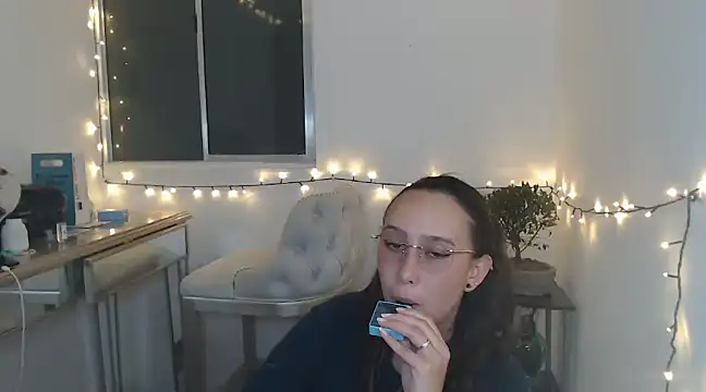 Skarlet Adams28 online show from 01.31.25