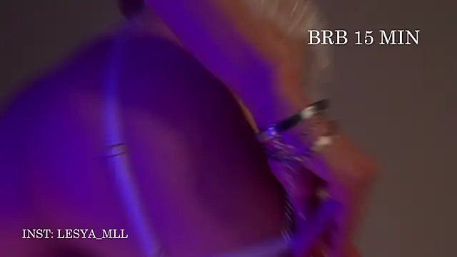 wowmolly online show from 02.04.25