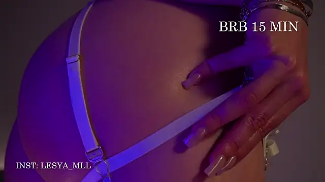 wowmolly online show from 03.11.25