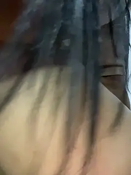 Snapshot of Estefanii- chatting on 03.15.25 Estefanii- online show from 03.15.25