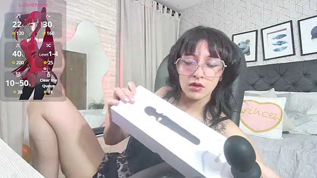 Hannys  cabernet online show from 12.13.24