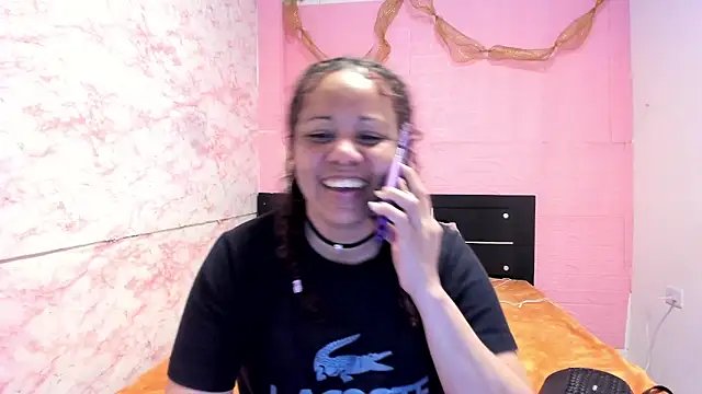 Snapshot of Brunette_sasha chatting on 03.21.25 Brunette sasha online show from 03.21.25