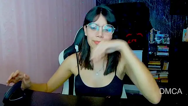 Drea Foox online show from 09.11.25