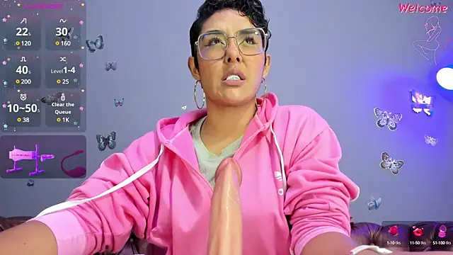 Kaira mosse online show from 03.07.25