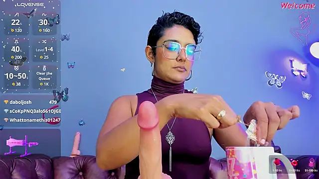 Kaira mosse online show from 03.12.25