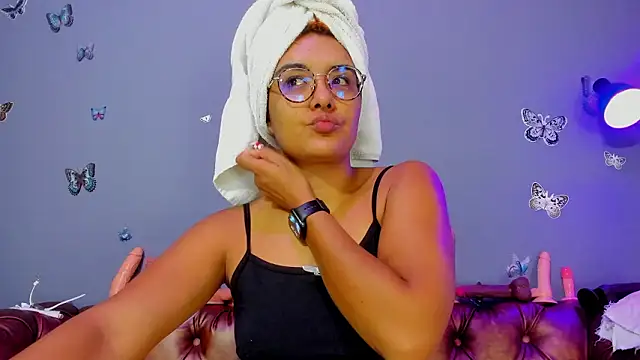 Kaira mosse online show from 03.08.26