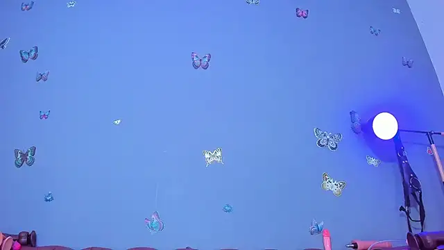 Kaira mosse online show from 04.19.26