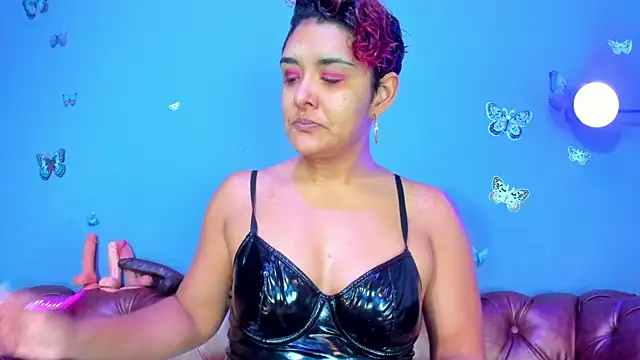Kaira mosse online show from 07.07.26