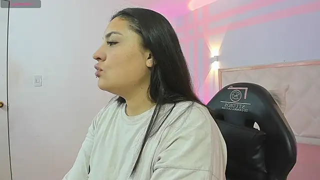 Brendda tay online show from 03.25.26