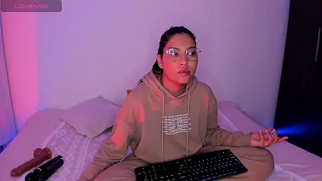 AnneteLynch online show from 03.06.26