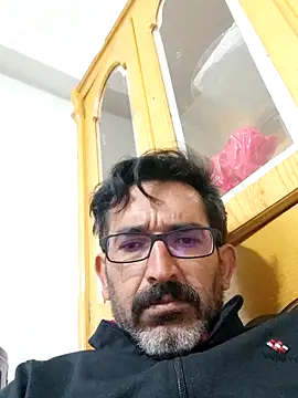 Snapshot of Rdm_b chatting on 10.18.25 Rdm b online show from 10.18.25