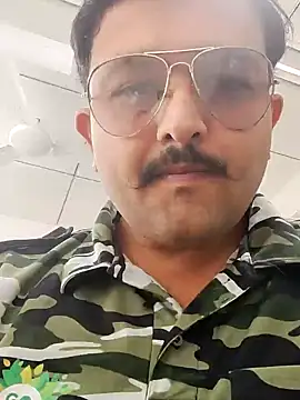 Akhil3290 online show from 01.18.25