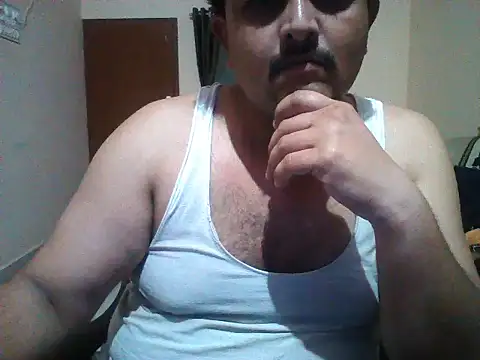 Akhil3290 online show from 05.13.26