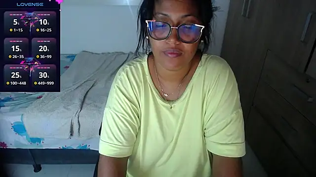 Snapshot of miajoseph_ chatting on 02.27.25 miajoseph online show from 02.27.25