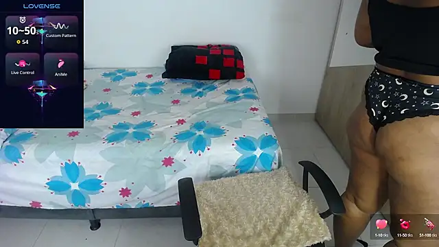 Snapshot of miajoseph_ chatting on 09.22.25 miajoseph online show from 09.22.25