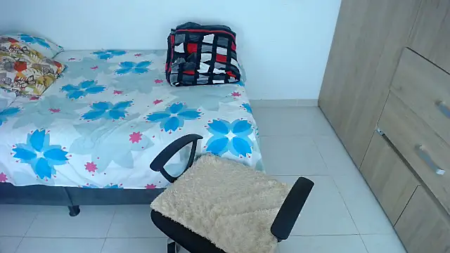 Snapshot of miajoseph_ chatting on 09.30.25 miajoseph online show from 09.30.25