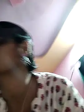 Snapshot of Shivani_Mumbai85 chatting on 02.12.25 Shivani Mumbai85 online show from 02.12.25