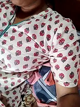 Snapshot of Shivani_Mumbai85 chatting on 03.20.25 Shivani Mumbai85 online show from 03.20.25