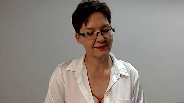 Snapshot of Sofie69Velvet chatting on 01.08.25 Sofie69Velvet online show from 01.08.25