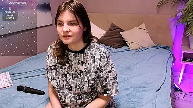 Ruyjin Choi online show from 01.21.25