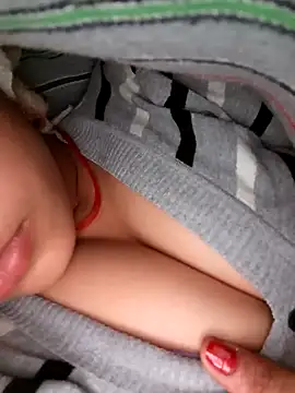 Avantika19 online show from 01.15.25