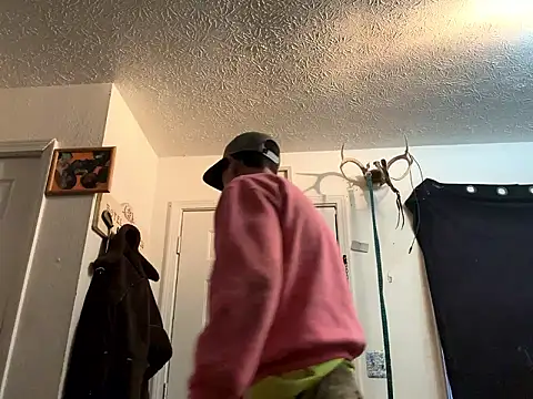 Snapshot of bigdckstud chatting on 01.18.25 bigdckstud online show from 01.18.25