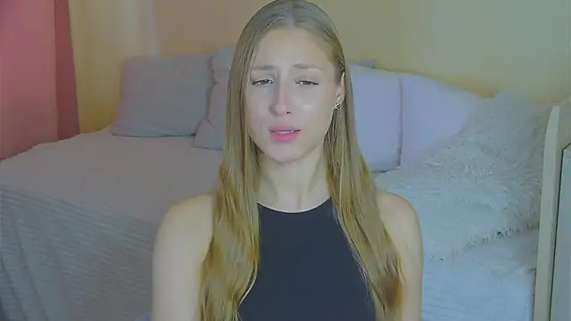 BritneyCruze online show from 09.14.25