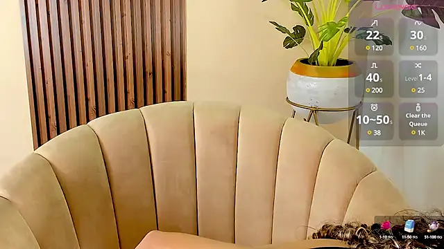 Snapshot of kenayfox chatting on 12.15.24 kenayfox online show from 12.15.24