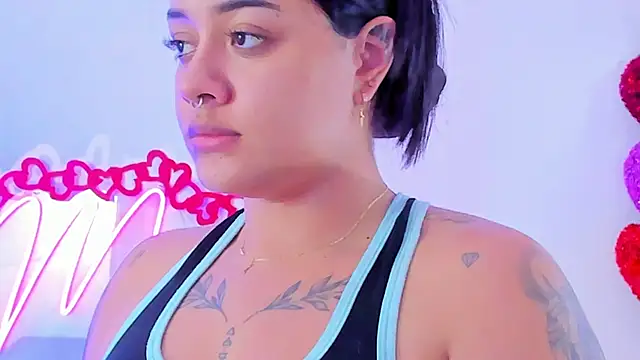 MaddyParisi online show from 02.23.25