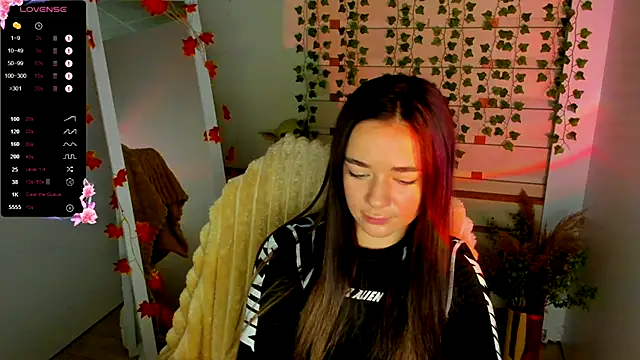 Bella XO online show from 10.10.25