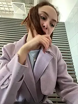 Dina Tease online show from 02.20.25