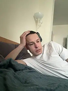 pretty roman online show from 04.10.26