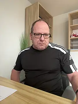 coupleLatinaLovers online show from 01.22.25