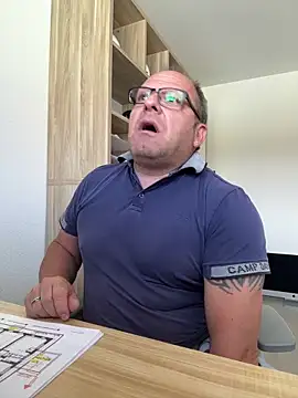 coupleLatinaLovers online show from 06.16.26