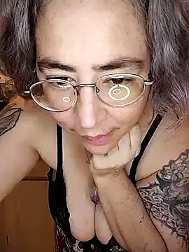 GraceHenderson online show from 01.19.25