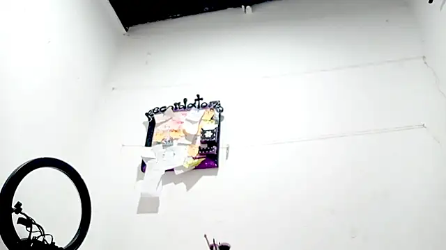 PetiteIvoryQueen19 online show from 09.29.25