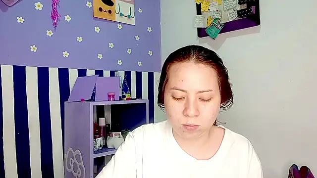 PetiteIvoryQueen19 online show from 06.03.26