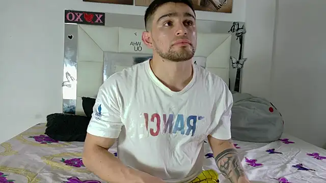 Sexy Alejandro  online show from 03.04.25