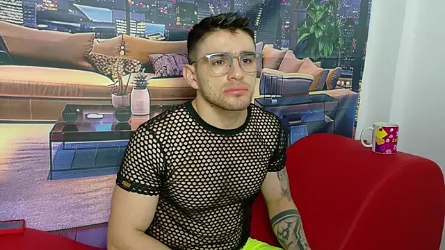 Sexy Alejandro  online show from 03.15.25