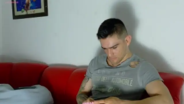 Sexy Alejandro  online show from 06.04.26