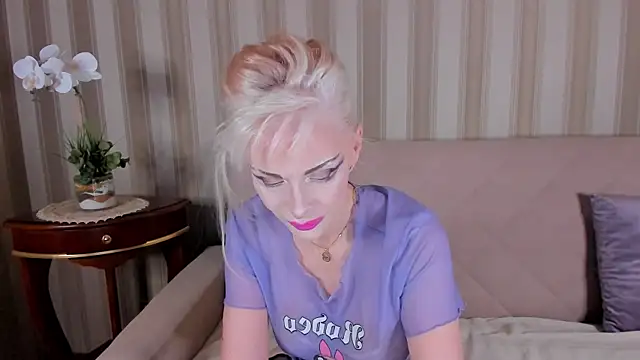 Rita Farel online show from 03.13.25