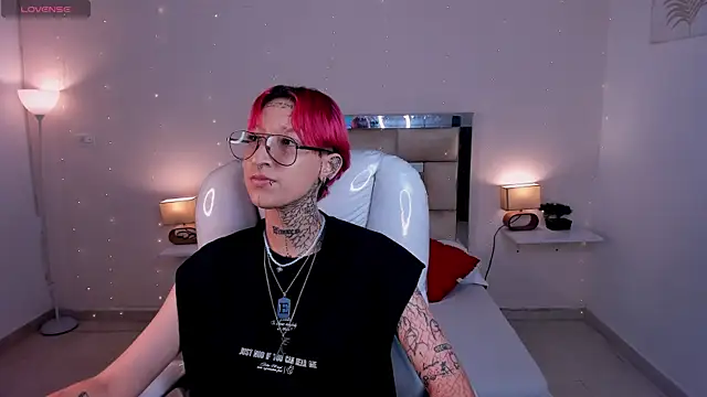 ravengreen  online show from 01.28.25