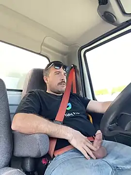 OCboi online show from 04.15.26